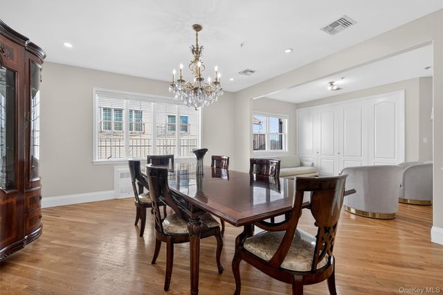 10 Lemberg Court 401, Monroe, NY 10950