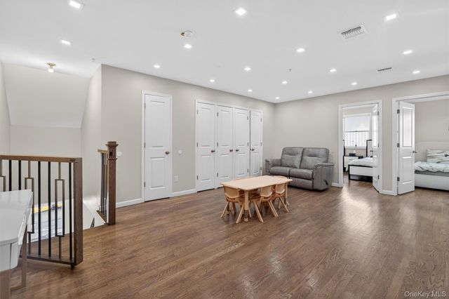 10 Lemberg Court 401, Monroe, NY 10950