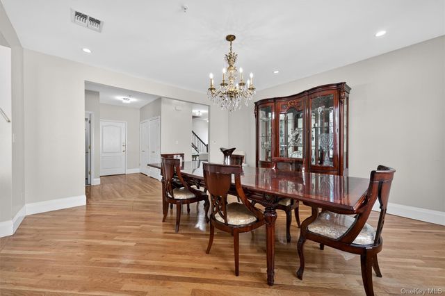 10 Lemberg Court 401, Monroe, NY 10950