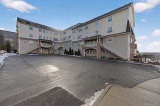 10 Lemberg Court 401, Monroe, NY 10950