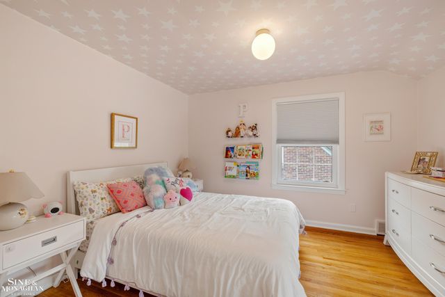 1301 Torrey Road, Grosse Pointe Woods, MI 48236
