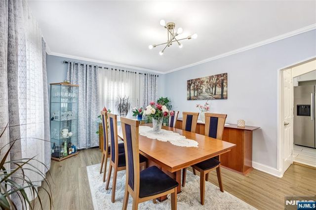 38 Henry Street, Elmwood Park, NJ 07407