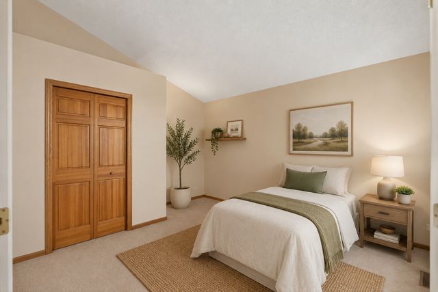 8810 Pointe Vista Drive, Victoria, MN 55386