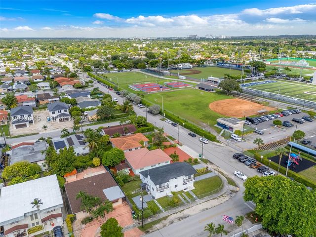 3200 SW 88th Pl, Miami, FL 33165