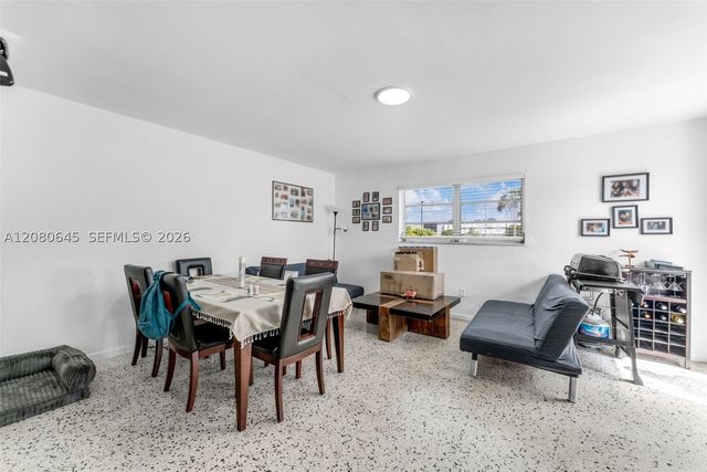 3200 SW 88th Pl, Miami, FL 33165