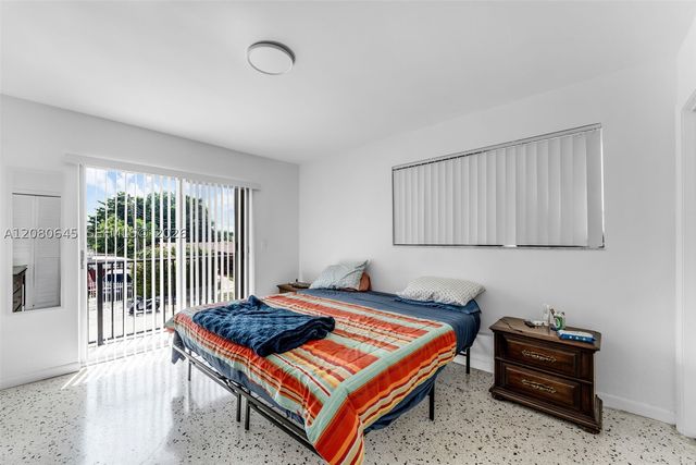 3200 SW 88th Pl, Miami, FL 33165