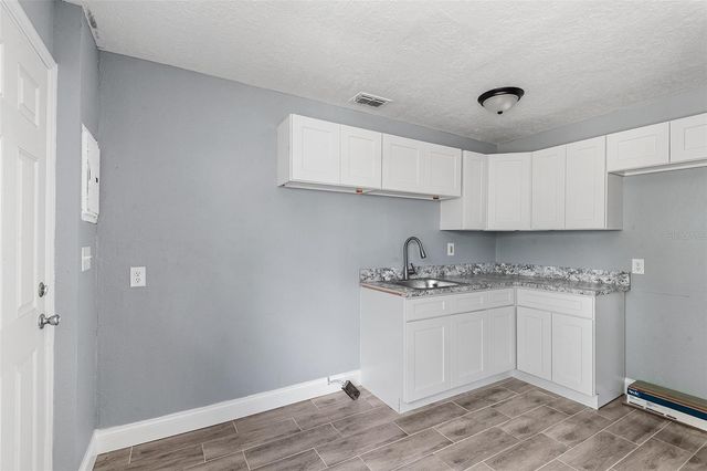 122 S GARFIELD AVENUE, Deland, FL 32724