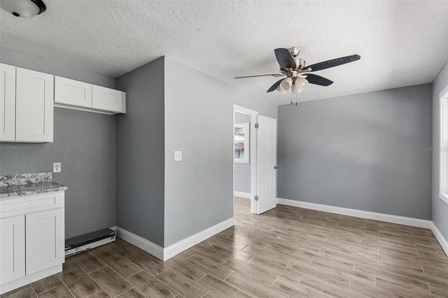 122 S GARFIELD AVENUE, Deland, FL 32724