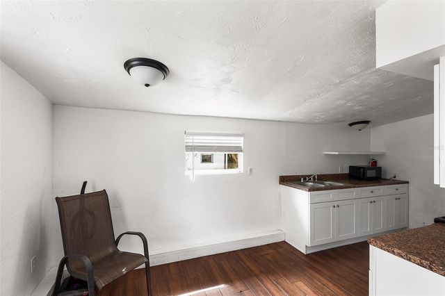 122 S GARFIELD AVENUE, Deland, FL 32724