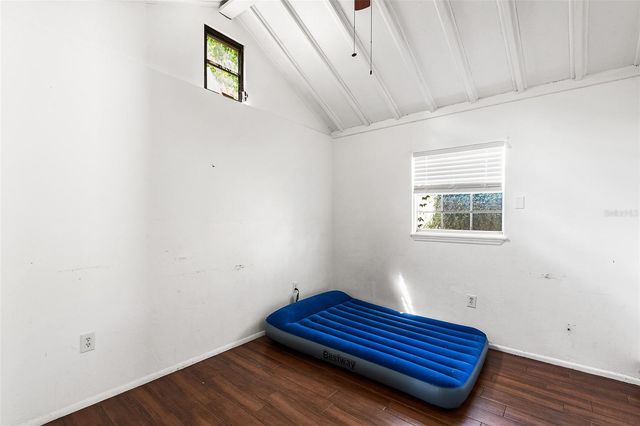 122 S GARFIELD AVENUE, Deland, FL 32724