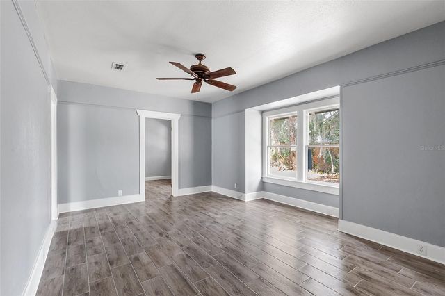 122 S GARFIELD AVENUE, Deland, FL 32724