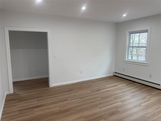 21 Continental Place, Glen Cove, NY 11542