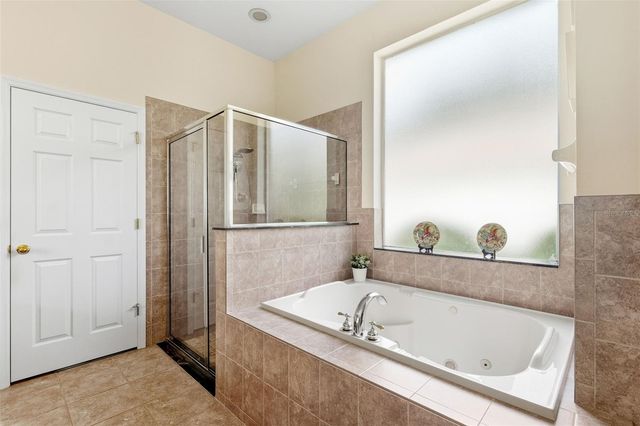 19737 PRINCE BENJAMIN DRIVE, Lutz, FL 33549