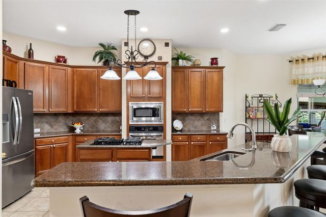 19737 PRINCE BENJAMIN DRIVE, Lutz, FL 33549