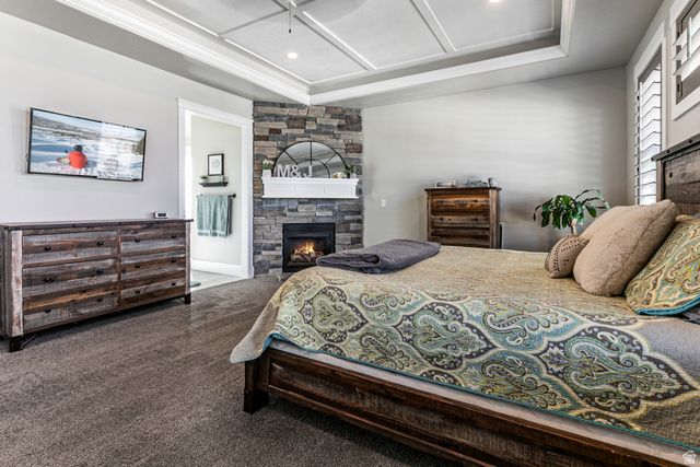 977 S PARKWAY, North Salt Lake, UT 84054