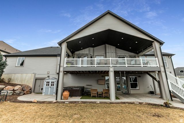 977 S PARKWAY, North Salt Lake, UT 84054