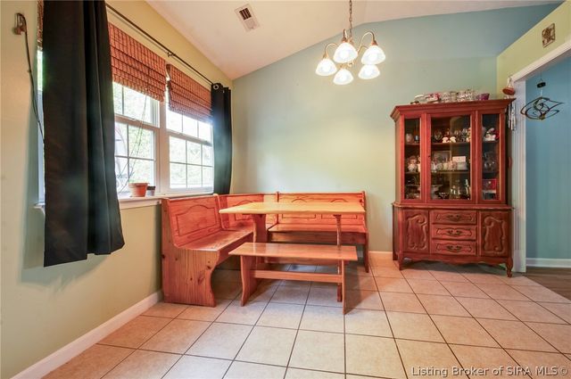 2304 Brookview Drive, Jeffersonville, IN 47130