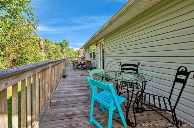 2304 Brookview Drive, Jeffersonville, IN 47130