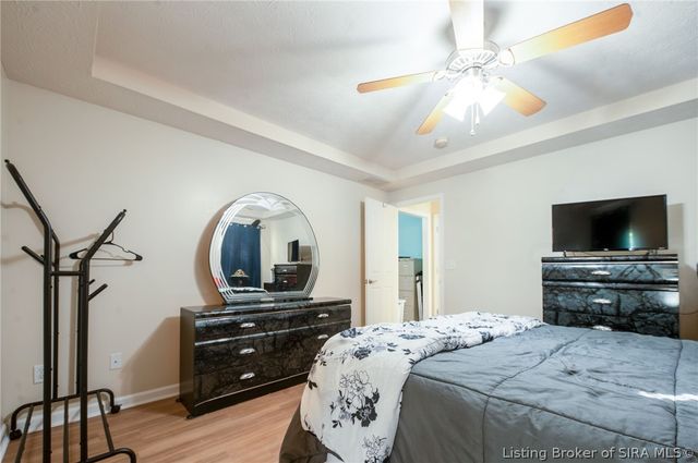 2304 Brookview Drive, Jeffersonville, IN 47130