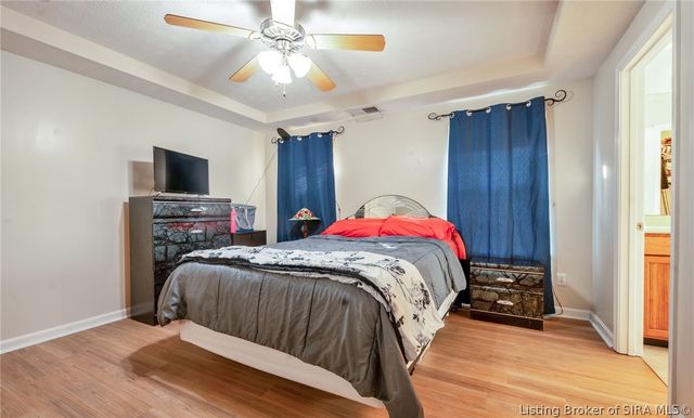 2304 Brookview Drive, Jeffersonville, IN 47130