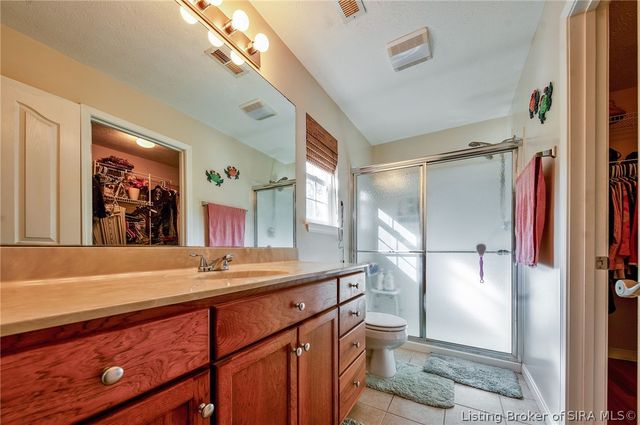 2304 Brookview Drive, Jeffersonville, IN 47130