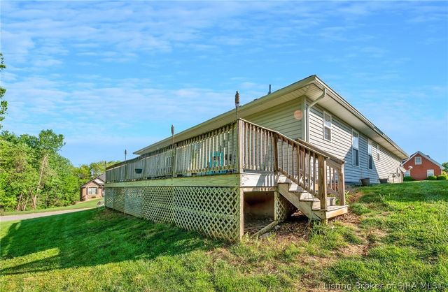 2304 Brookview Drive, Jeffersonville, IN 47130