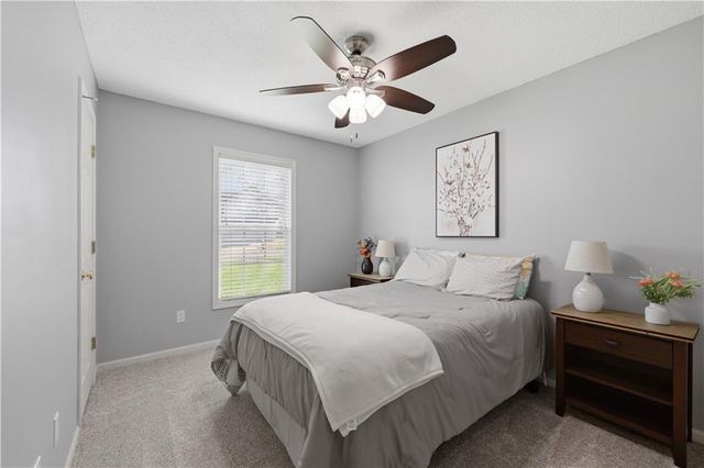 8728 N Arcola Court, Kansas City, MO 64153