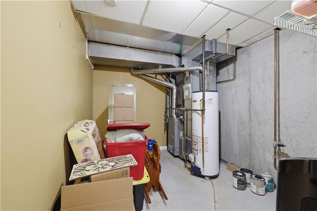 8728 N Arcola Court, Kansas City, MO 64153