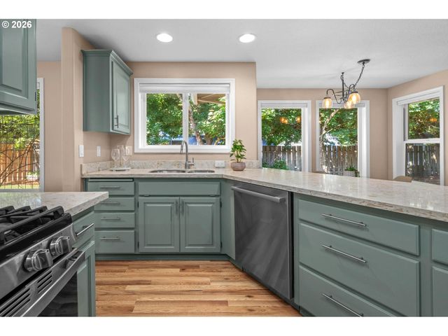 16550 Sw WATERLEAF St, Beaverton, OR 97006