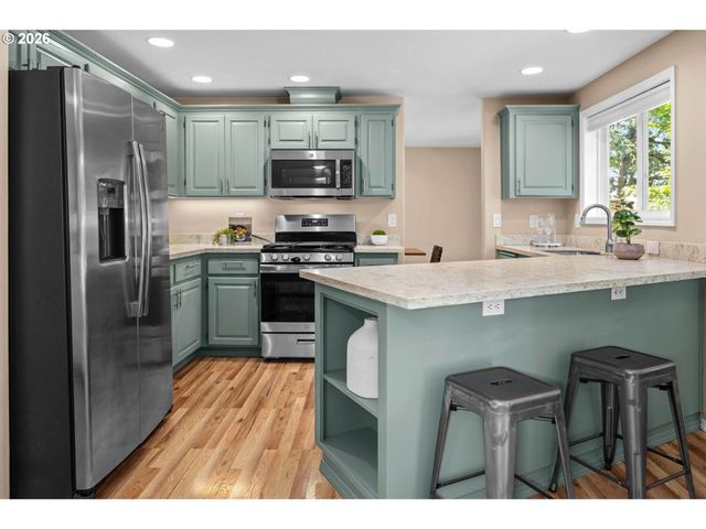 16550 Sw WATERLEAF St, Beaverton, OR 97006