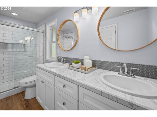 16550 Sw WATERLEAF St, Beaverton, OR 97006