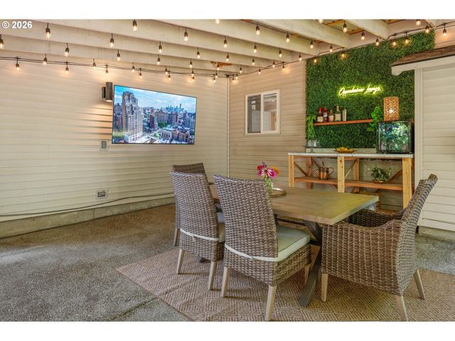 16550 Sw WATERLEAF St, Beaverton, OR 97006