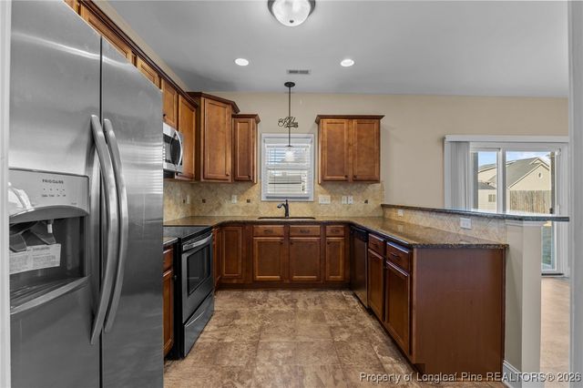 808 Bellingham Way, Fayetteville, NC 28312