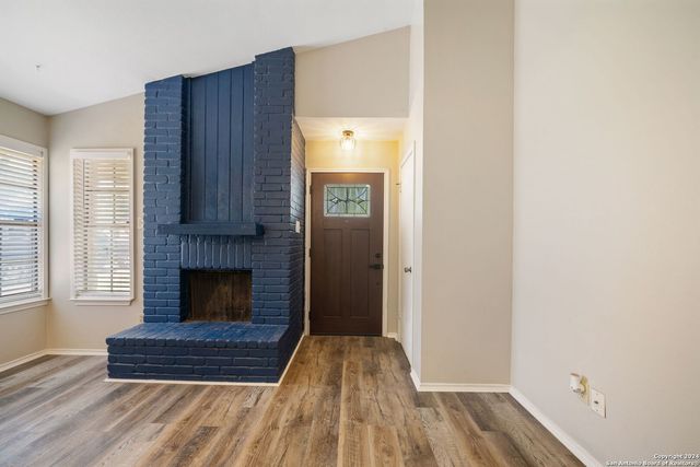 12106 Ridge Ct, San Antonio, TX 78247