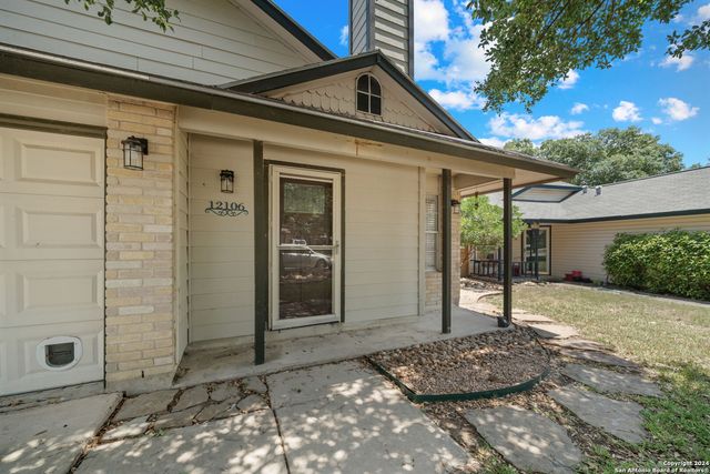 12106 Ridge Ct, San Antonio, TX 78247