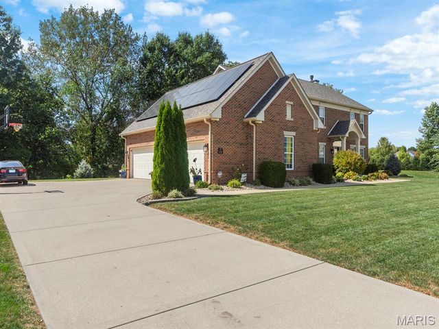 1319 Merganser Boulevard, Swansea, IL 62226