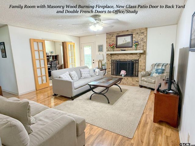 237 Oregon St., Van, TX 75790