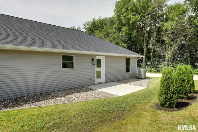 2803 N 23RD Street, Quincy, IL 62305