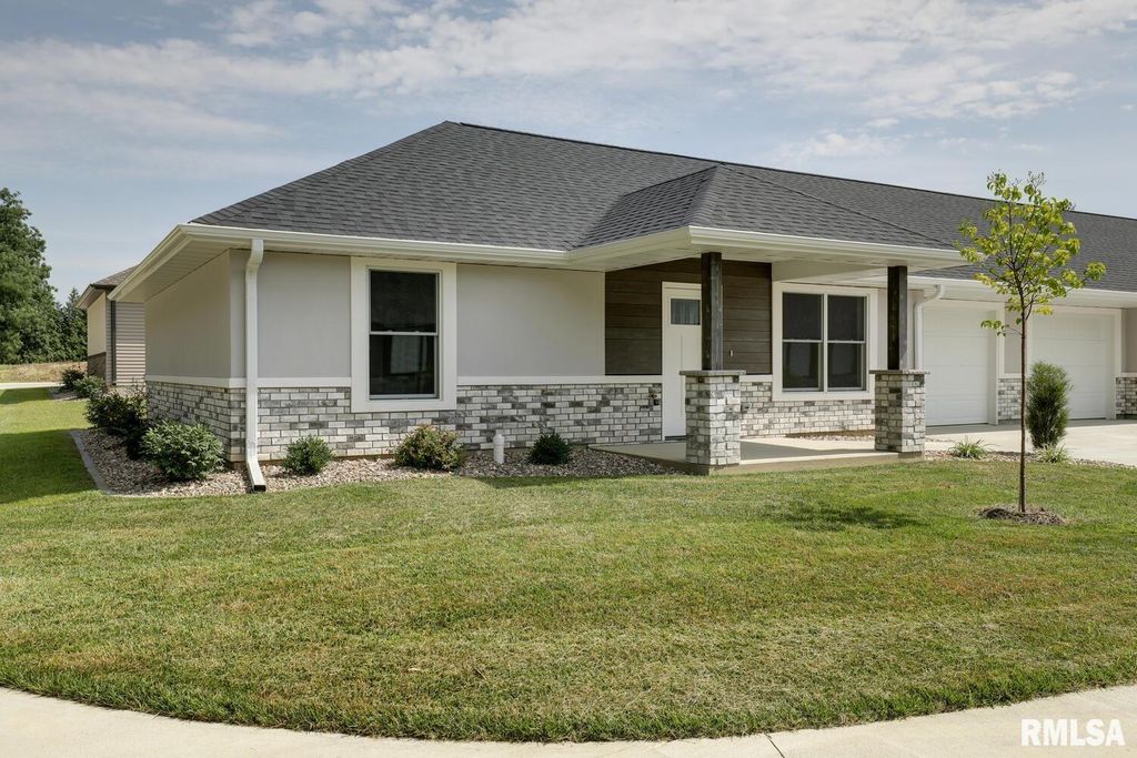 2803 N 23RD Street, Quincy, IL 62305