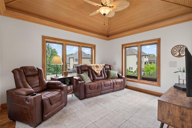 5555 Trenton Lane N, Plymouth, MN 55442