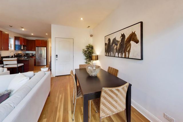 1922 W Armitage Avenue 2, Chicago, IL 60622