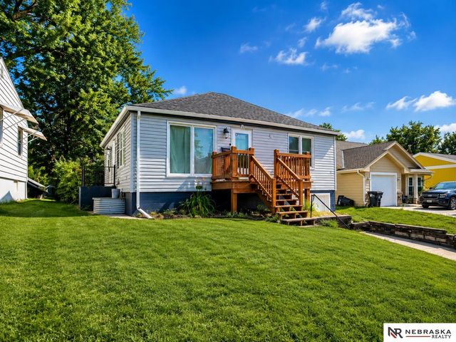 4107 Corby Street, Omaha, NE 68111