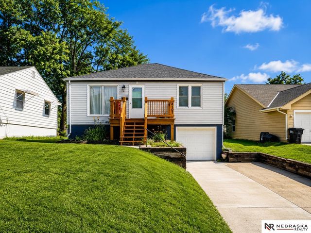 4107 Corby Street, Omaha, NE 68111
