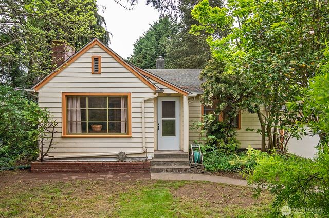 14019 36th Avenue NE, Seattle, WA 98125