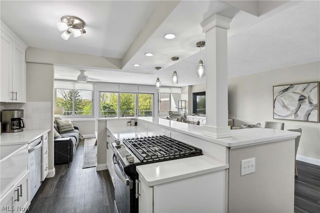 12900 Lake Avenue 615, Lakewood, OH 44107