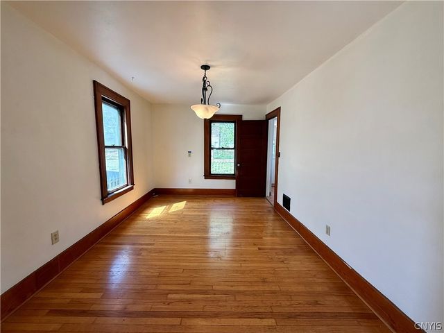 135 Wadsworth Street, Syracuse, NY 13203