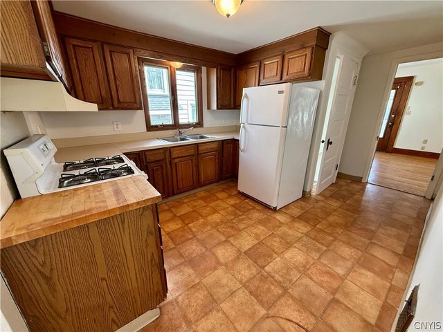 135 Wadsworth Street, Syracuse, NY 13203