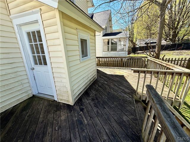 135 Wadsworth Street, Syracuse, NY 13203