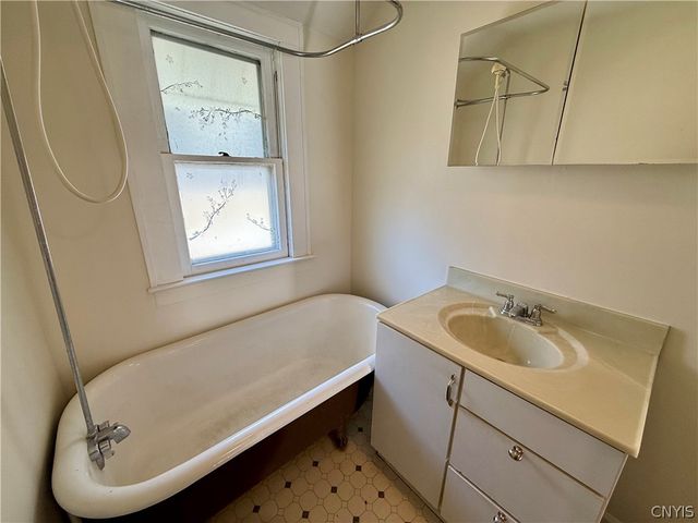 135 Wadsworth Street, Syracuse, NY 13203