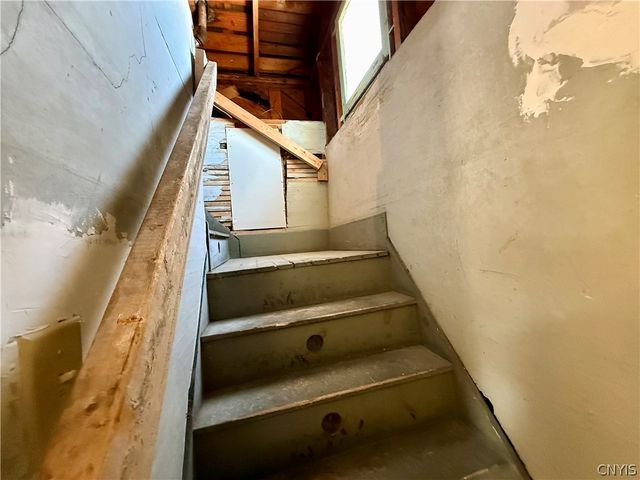 135 Wadsworth Street, Syracuse, NY 13203